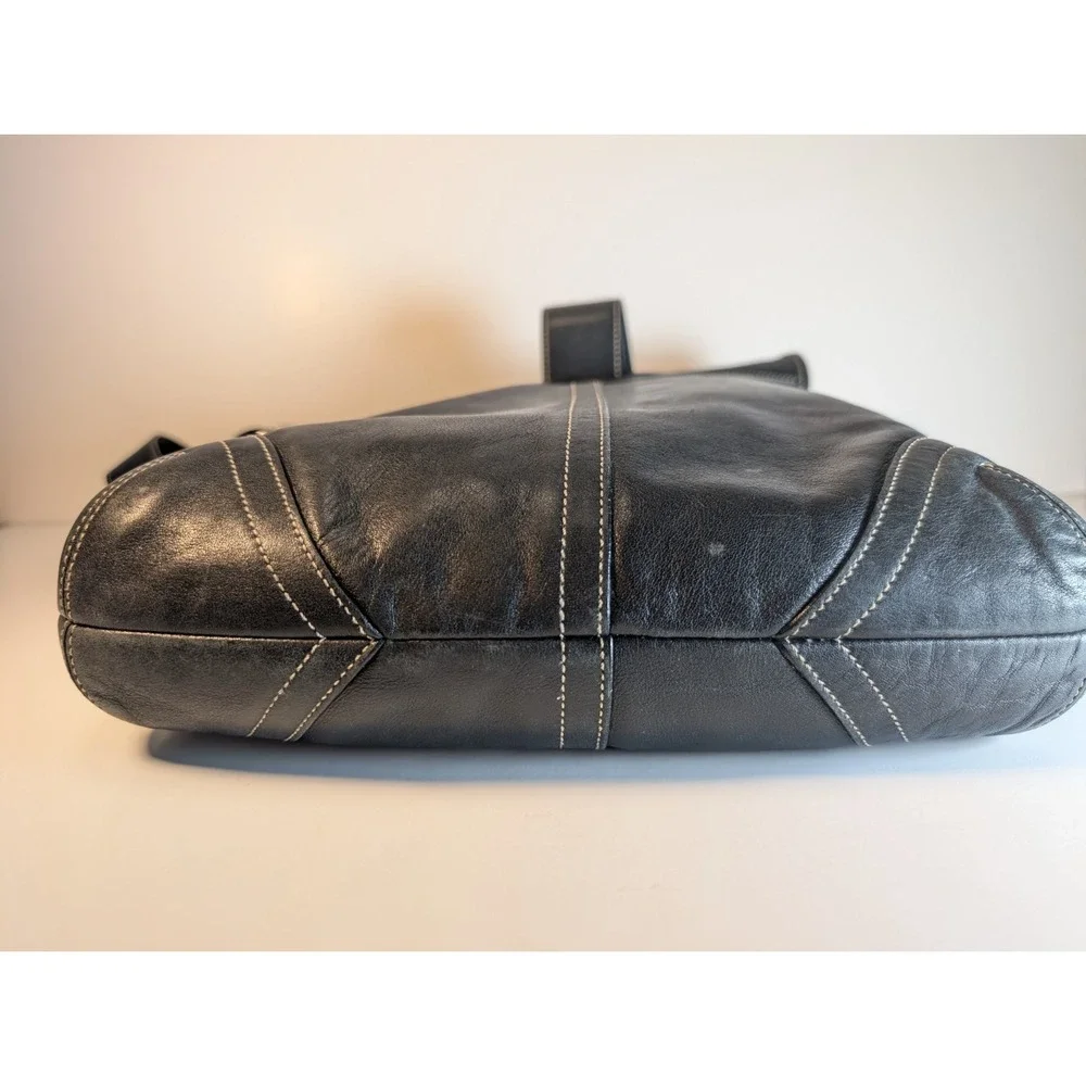 VTG COACH Soho Black Leather Shoulder Bag Crossbody Purse Buckle Adjust Strap